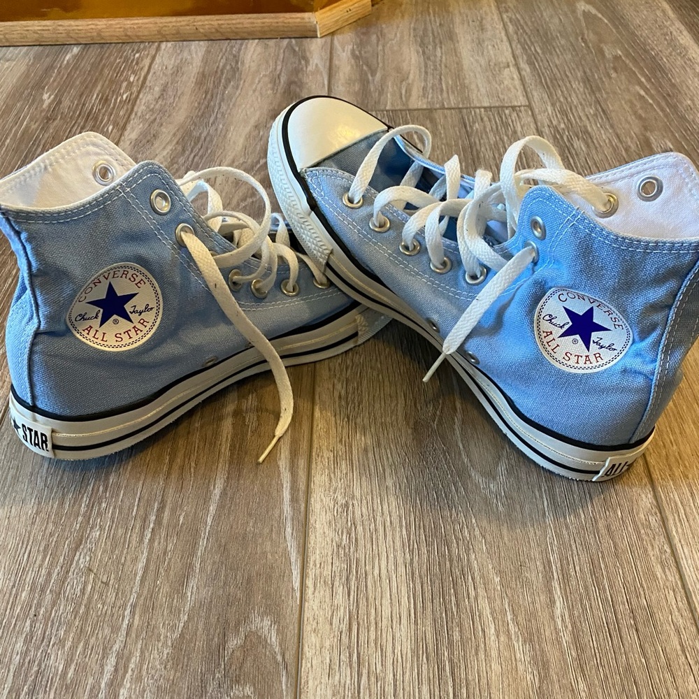 Converse Chuck Taylor All Stars Light Blue men’s 7 women’s 9
